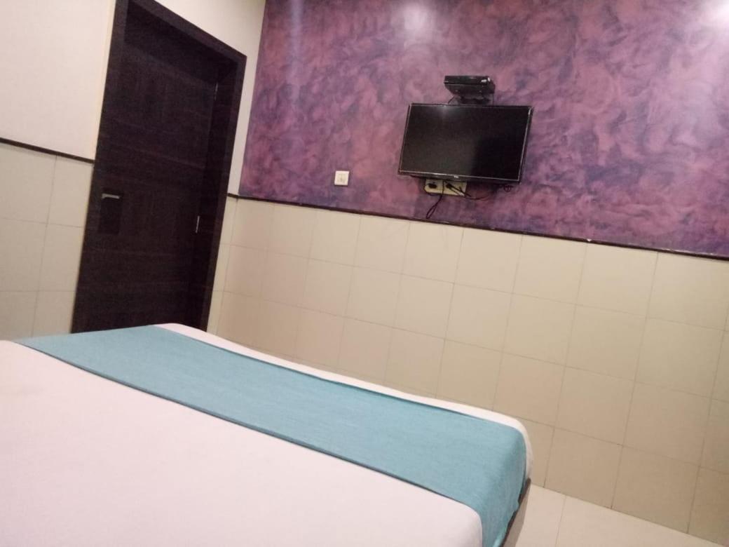 Hotel Sharda Bombaim Exterior foto